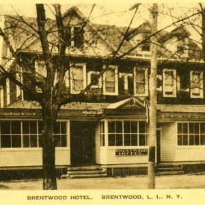 Postcard of the Brentwood Hotel